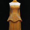 Crowned Elegance - Image 3